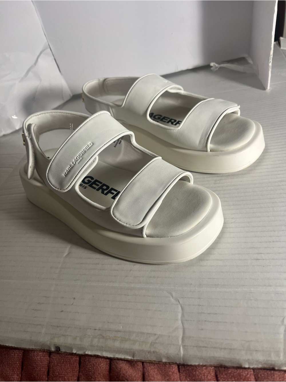 Karl Lagerfeld size 9
